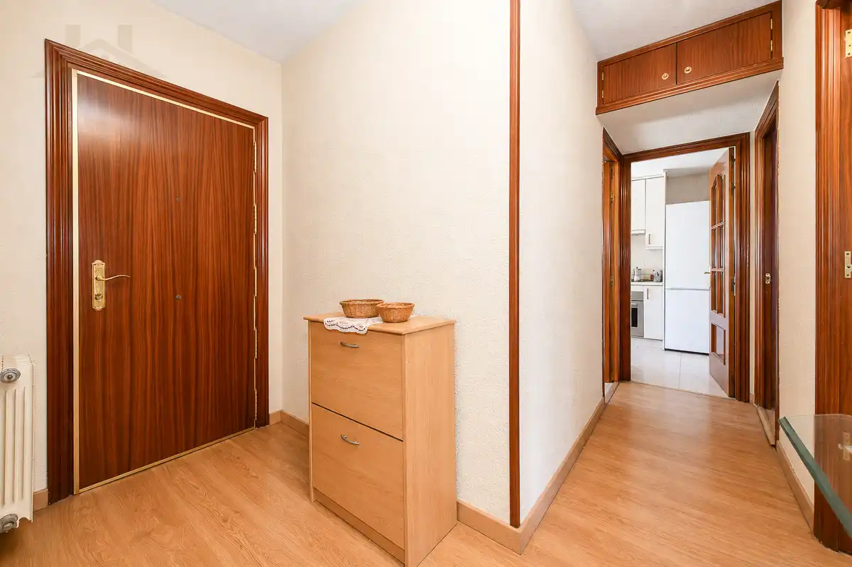 Wohnung zum Verkauf in San Sebastián de los Reyes mit Klimaanlage, Heizung und Terrasse