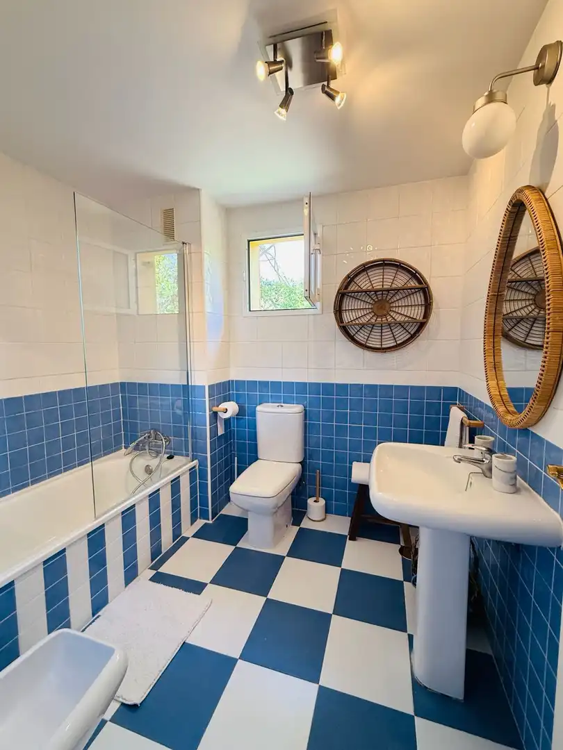 Bany de Apartament de lloguer en Elviria - Cabopino