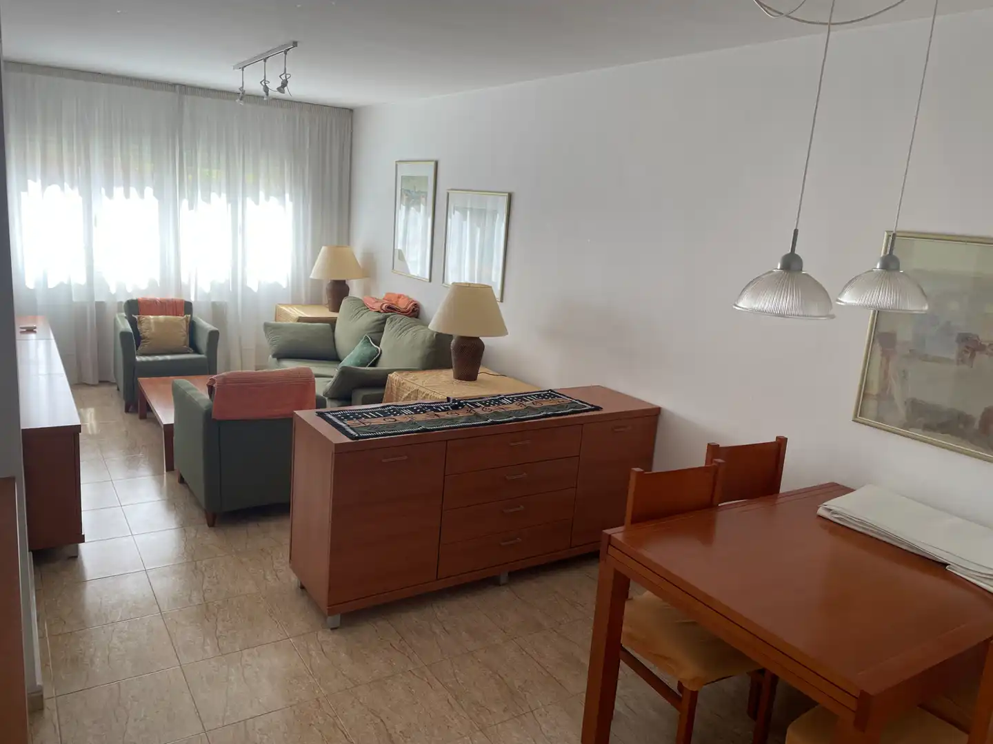 Sala d'estar de Pis de lloguer en Lleida amb Aire condicionat, Calefacció i Moblat