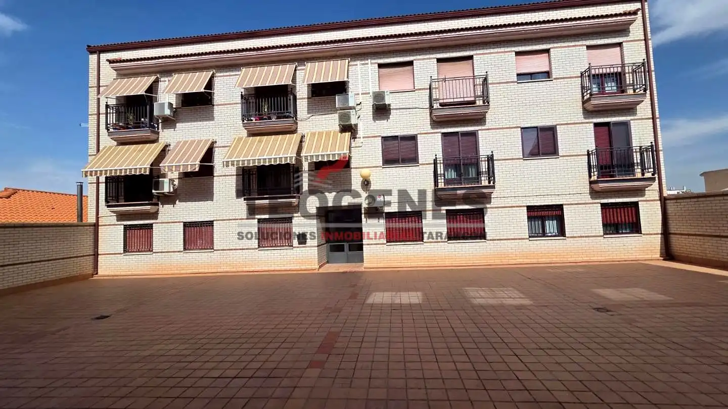 Pis amb terrassa en venda a Calle Melchor Cano, imagen 3