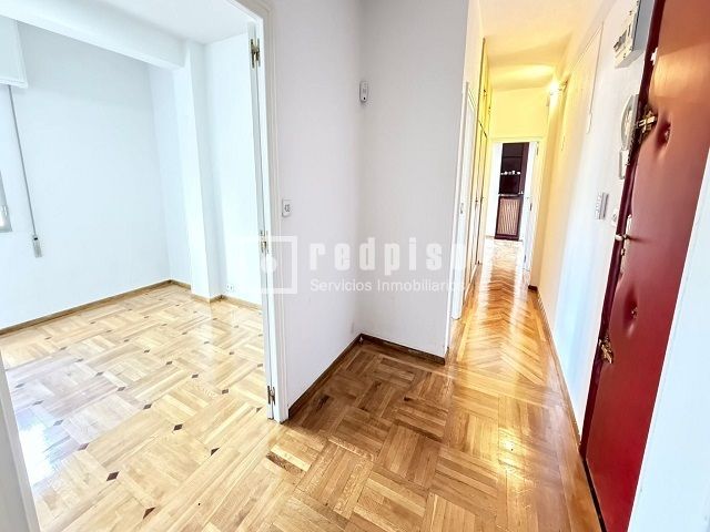 Habitación de Piso en venta en  Madrid Capital