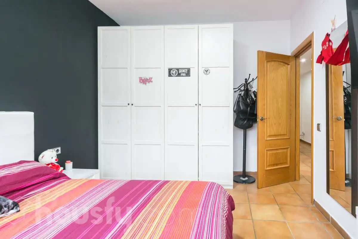 Casa o xalet en venda a Carrer de la Figuera, Olèrdola