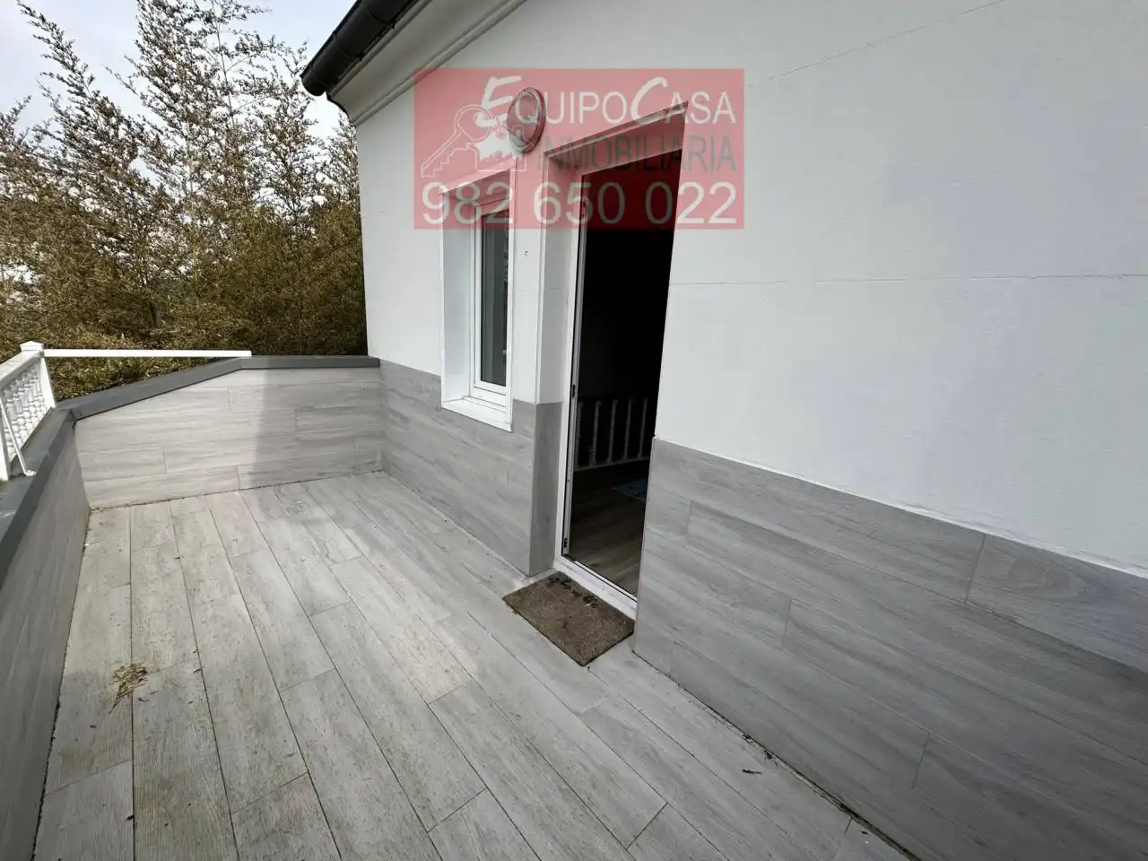 Terrasse von Maisonette zur Miete in Lugo mit Heizung, Terrasse und Möbliert
