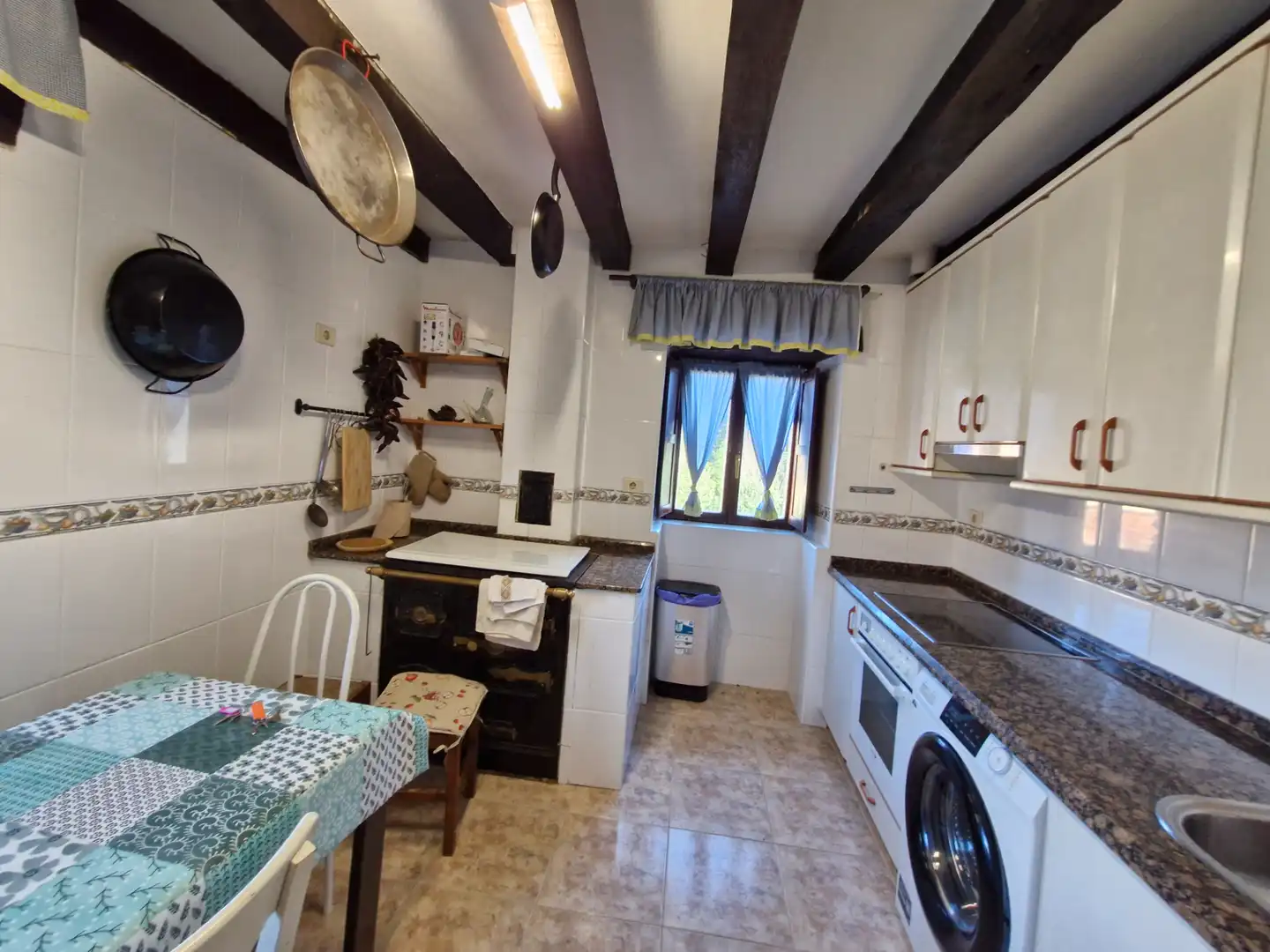 Kitchen of Houses for rent in Orozko  with Heating, Private garden and Storage room