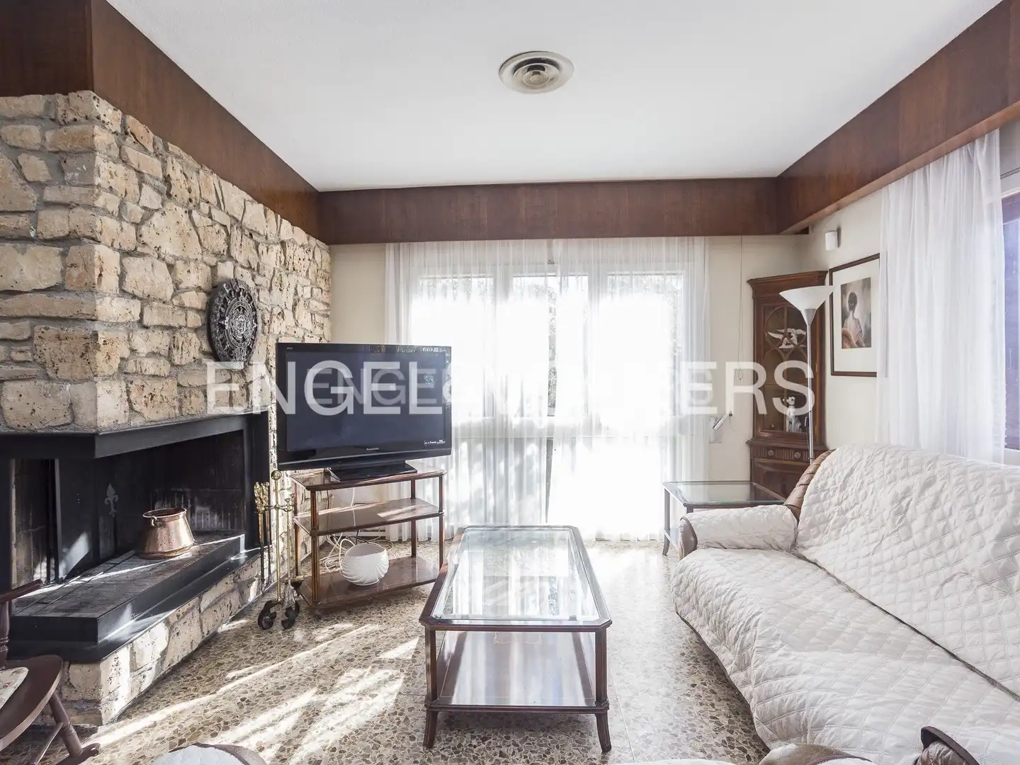 Sala de estar de Casa o chalet en venta en La Pobla de Claramunt con Calefacción, Jardín privado y Terraza