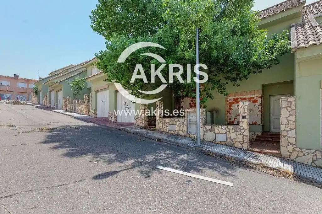 Chalet en venta en Calle la Médica, imagen 2
