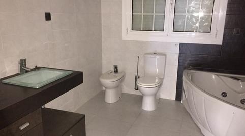 Foto 2 de Casa o xalet en venda a C/ Tarragona, Palau-solità i Plegamans, Barcelona