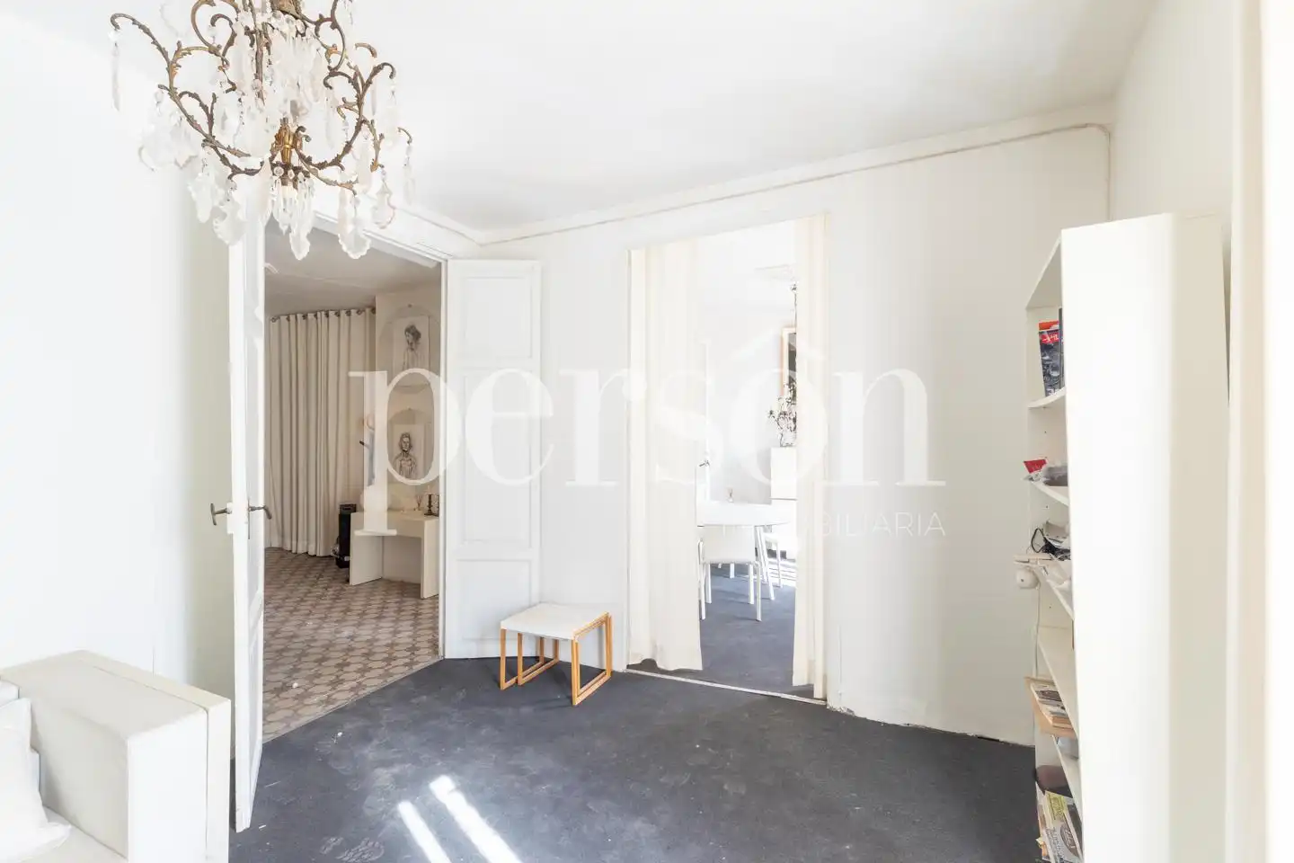 Habitación de Edificio en venta en Valencia