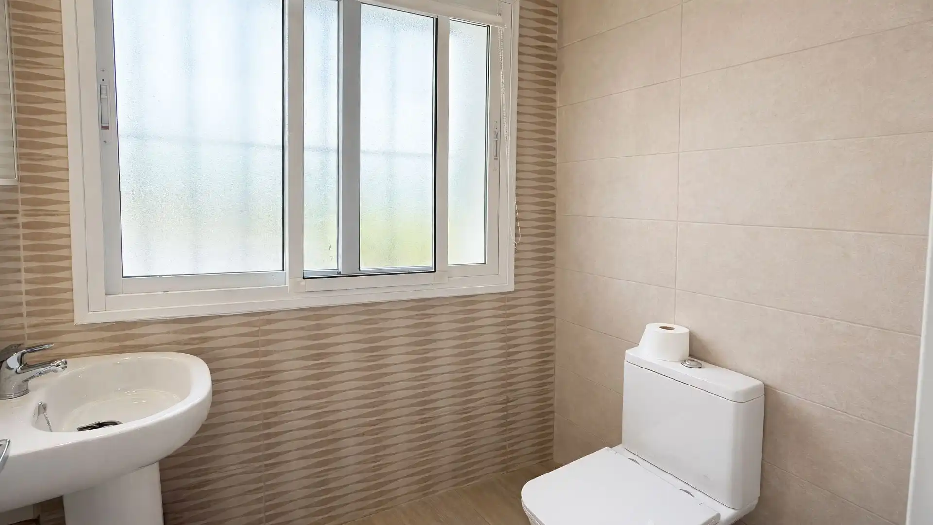 Baño de Finca rústica en venta en Coín con Aire acondicionado y Piscina