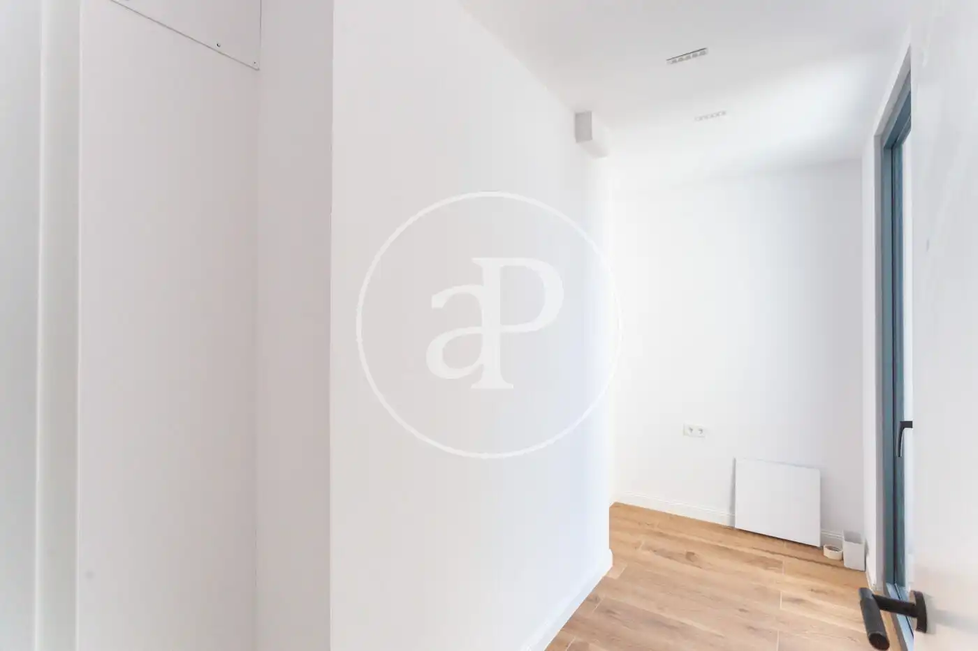 Casa aparellada amb piscina en venda a C. Tallín, imagen 54