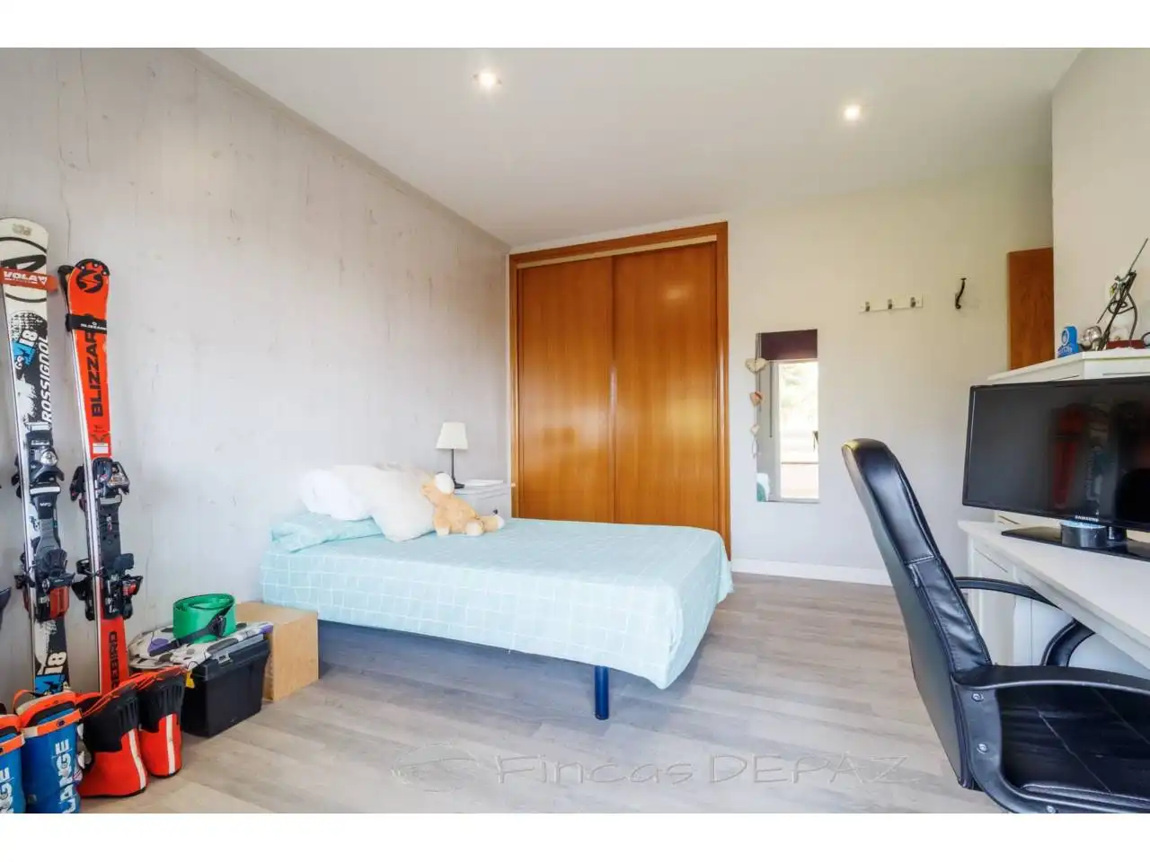 Bedroom of Houses for sale in Castelldefels
