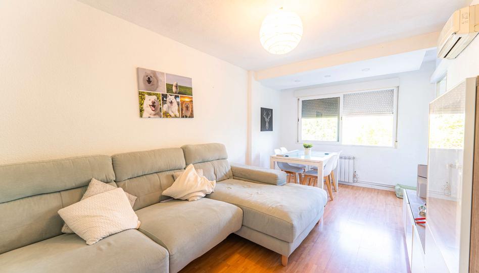 Foto 1 de Piso en venta en Paseo de Chile, La Avanzada - La Cueva, Madrid