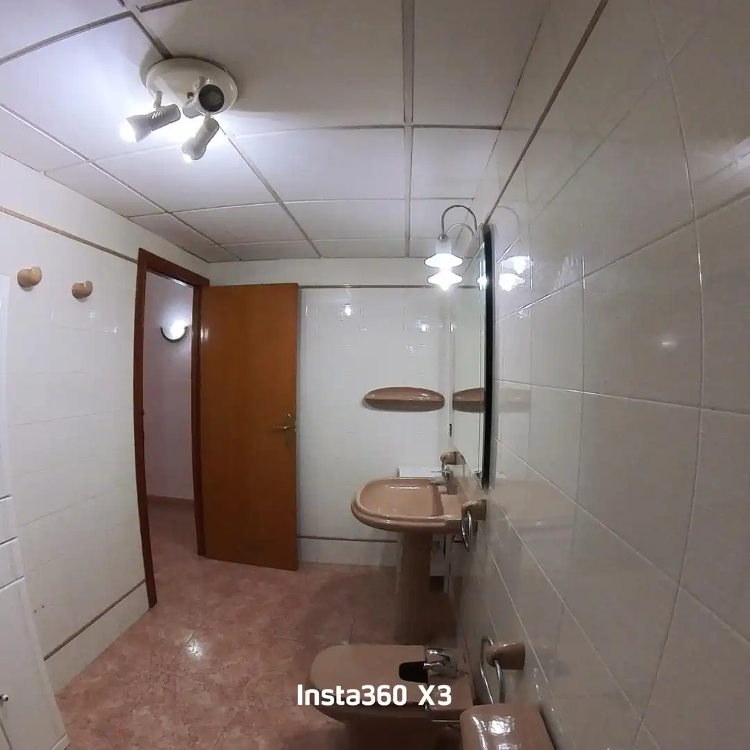 Baño de Piso en venta en Deltebre con Aire acondicionado, Terraza y Trastero