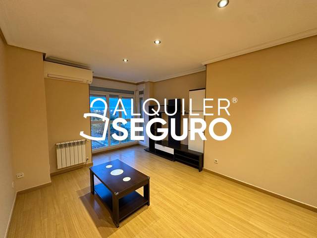 Piso en Alquiler en Francisca Torres Catalán en Ambroz