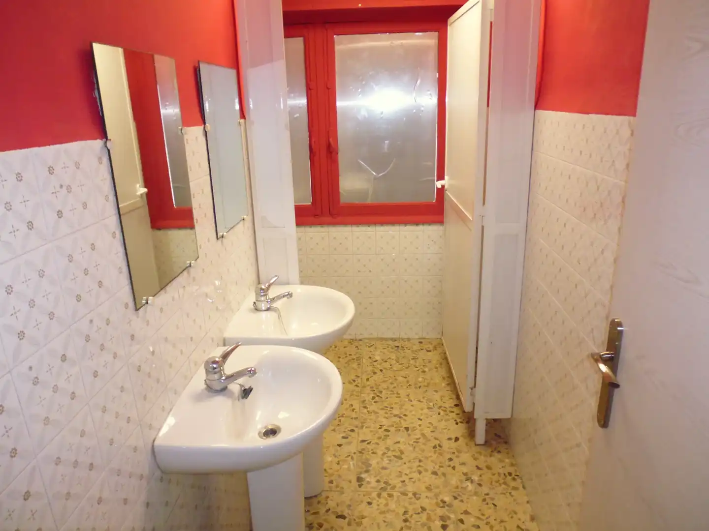 Bathroom of Office for sale in Mungia