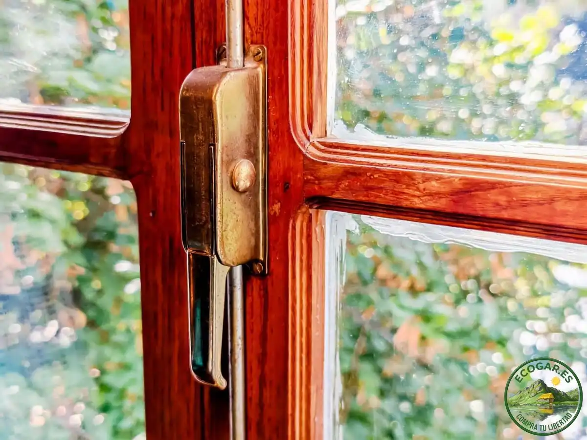 Jardí de Casa o xalet en venda en Ponferrada amb Calefacció, Jardí privat i Parquet
