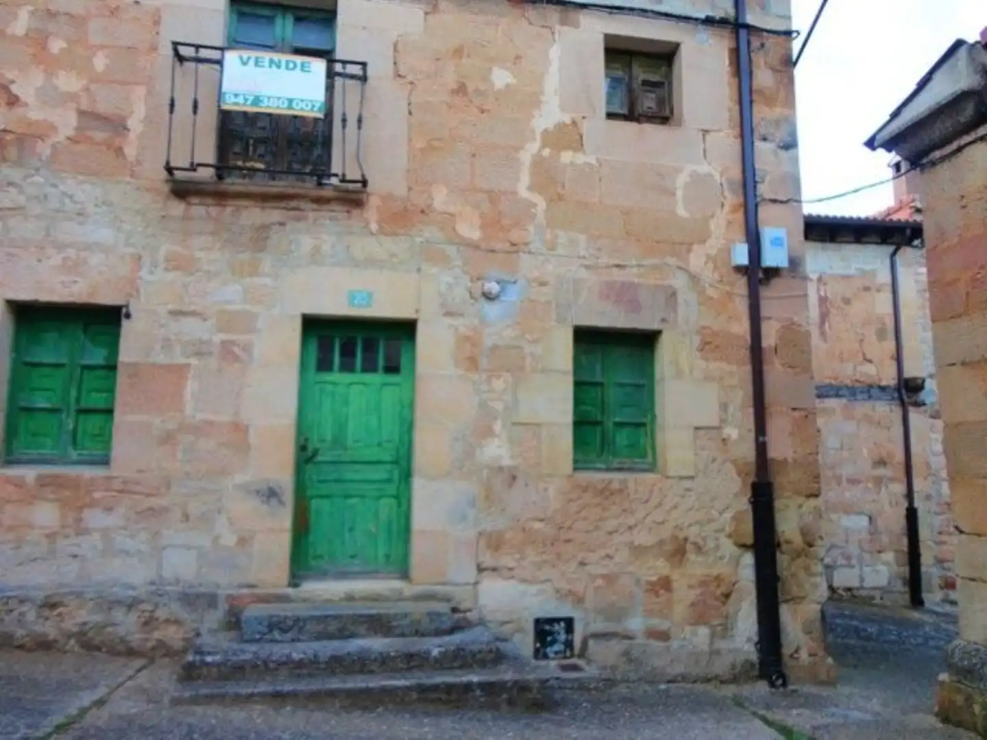 Vista exterior de Casa o chalet en venta en Moncalvillo
