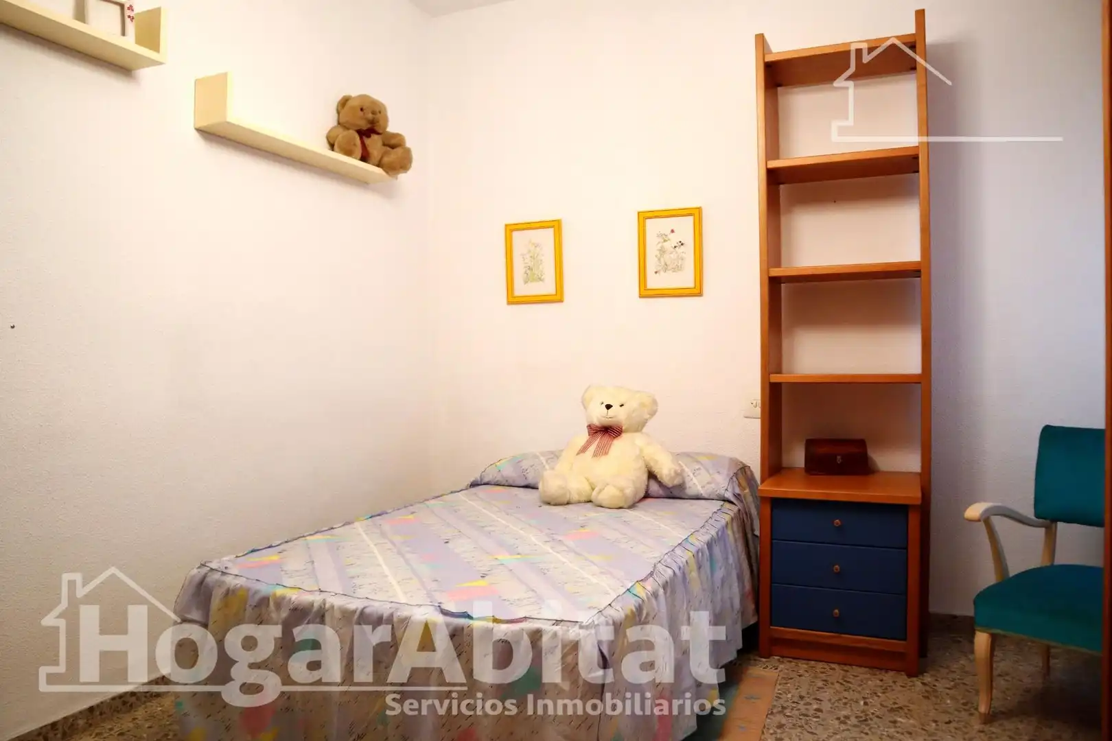 Habitación de Piso en venta en Oliva con Terraza y Balcón
