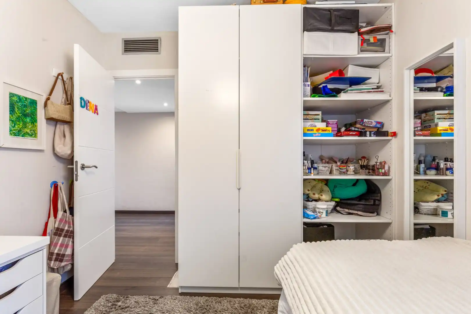 Habitación de Planta baja en venta en Sant Just Desvern con Aire acondicionado, Calefacción y Terraza