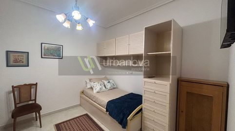 Foto 2 de Piso de alquiler en Gran Via, Logroño