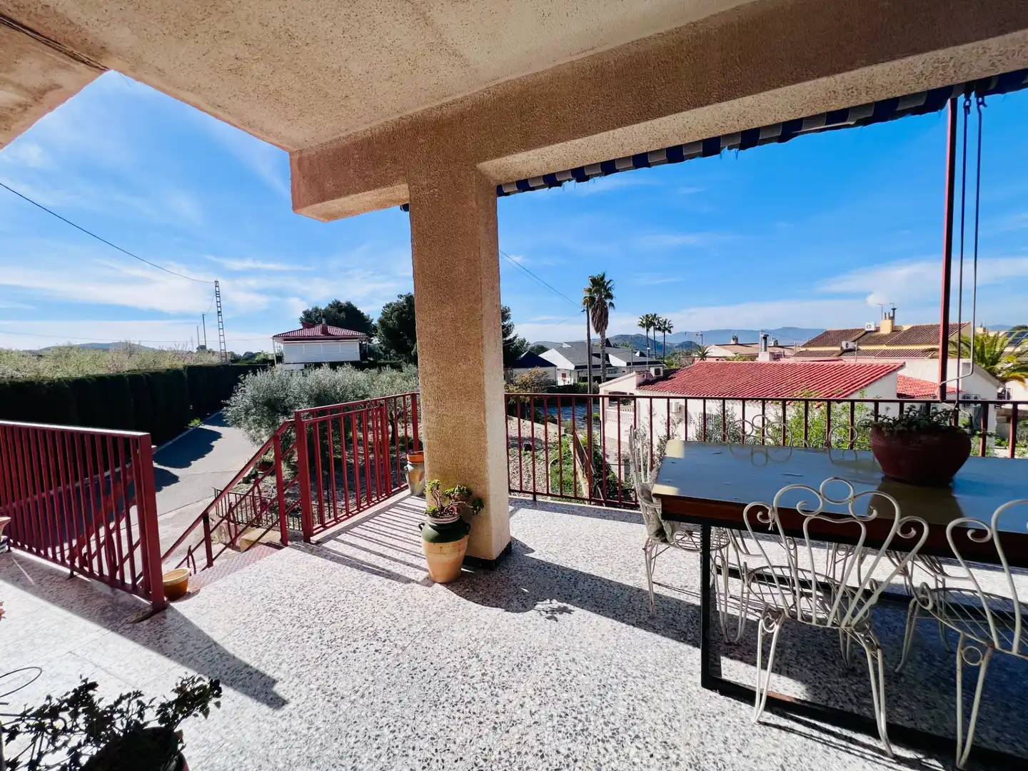 Terrassa de Casa o xalet en venda en Petrer amb Aire condicionat, Jardí privat i Terrassa