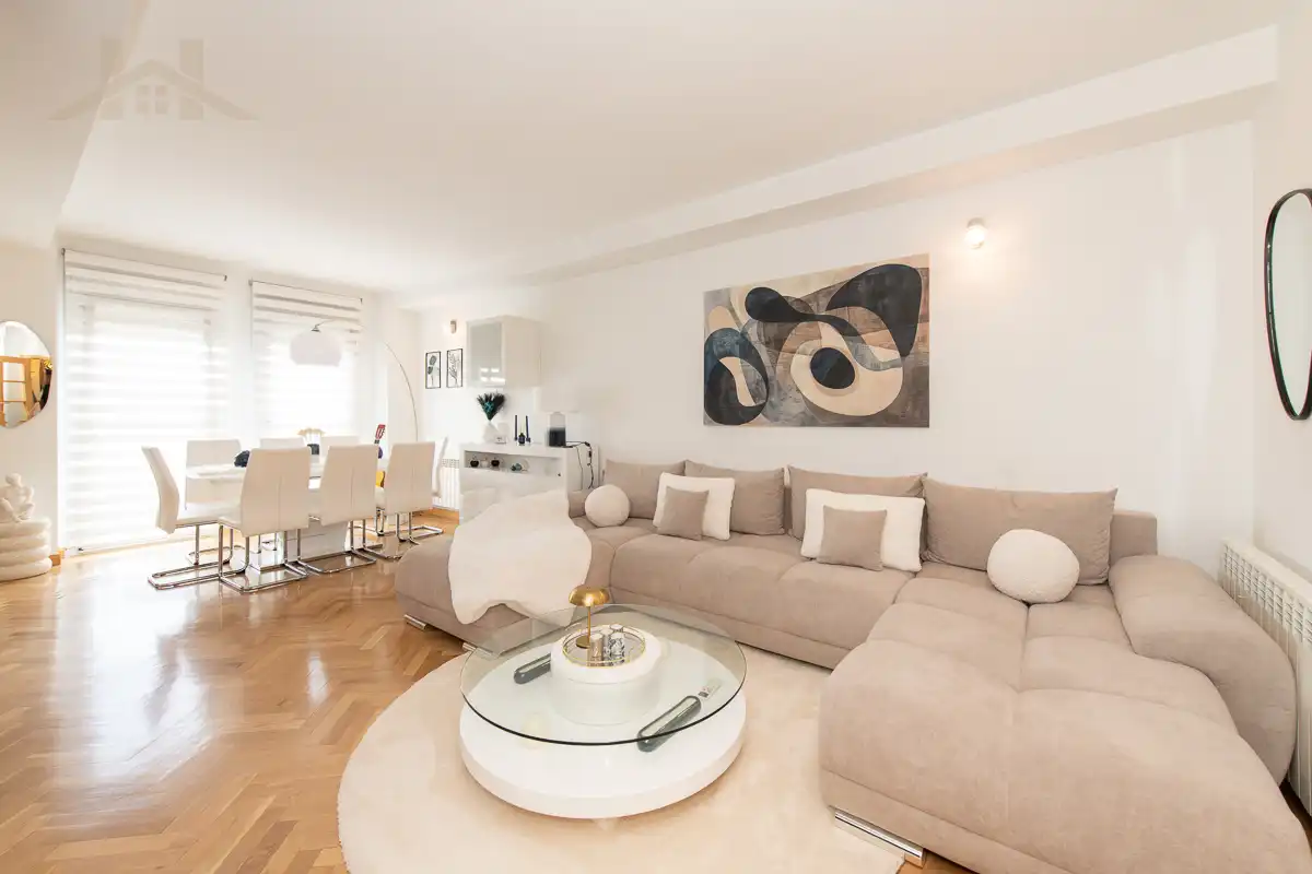 Living room of Flat for sale in Torrejón de Ardoz  with Air Conditioner, Heating and Parquet flooring