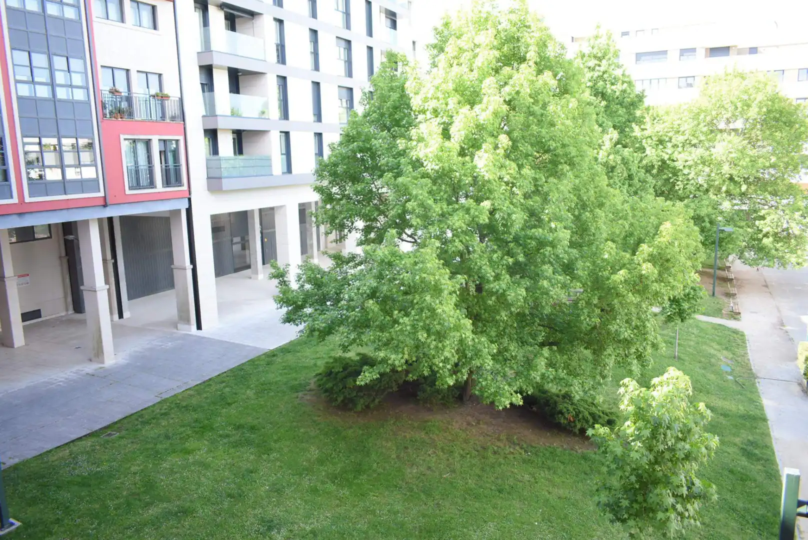 Terraza de Apartamento en venta en Pontevedra Capital  con Calefacción, Parquet y Trastero