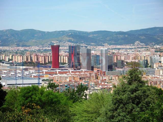 Local comercial en Alquiler en Rambla Just Oliveras De en Centre