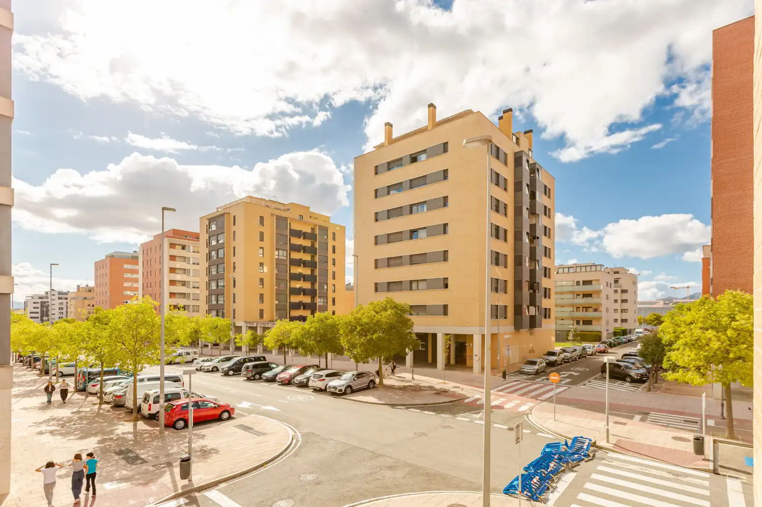 Pis amb terrassa en venda a Artica - LEONOR DE AQUITANIA 18, imagen 2