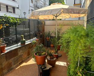 Terrasse von Erdgeschoss zum verkauf in  Sevilla Capital mit Terrasse