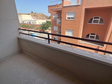 Piso con balcón en venta en HISTORIADOR ANTONIO SOLIS 14