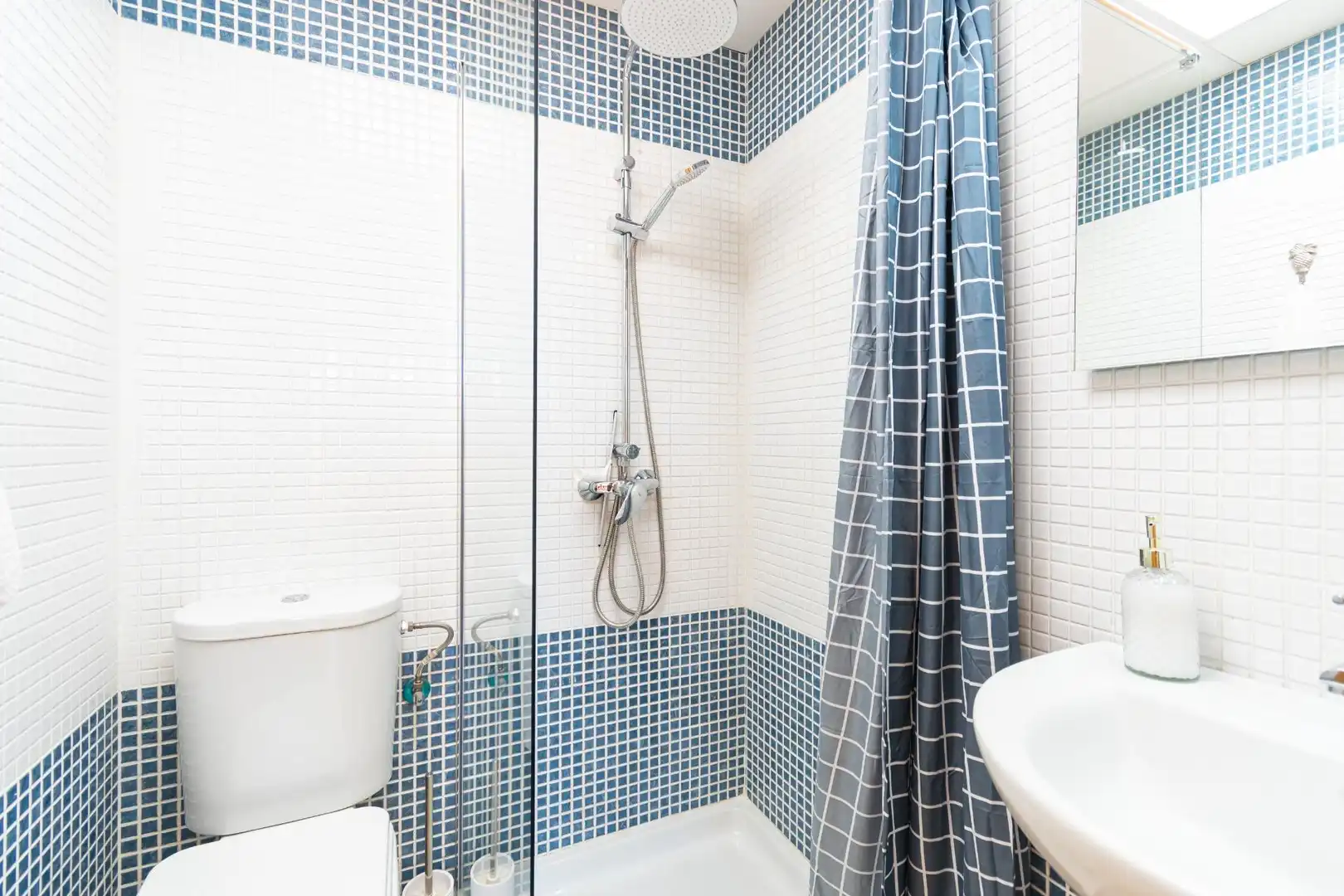 Bany de Apartament en venda en Águilas amb Aire condicionat, Terrassa i Moblat