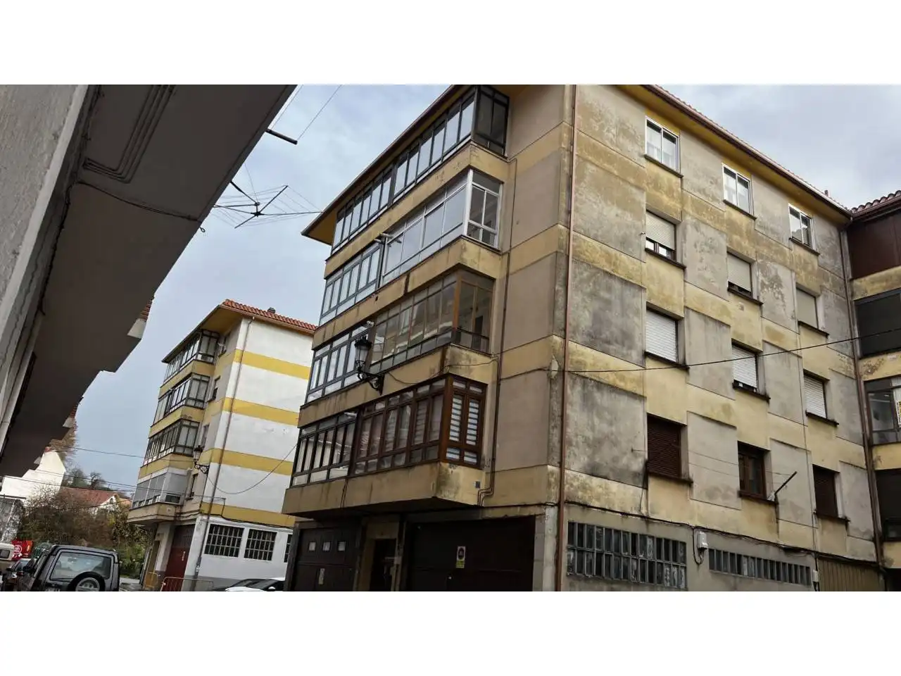 Vista exterior de Piso en venta en Espinosa de los Monteros con Calefacción, Terraza y Amueblado