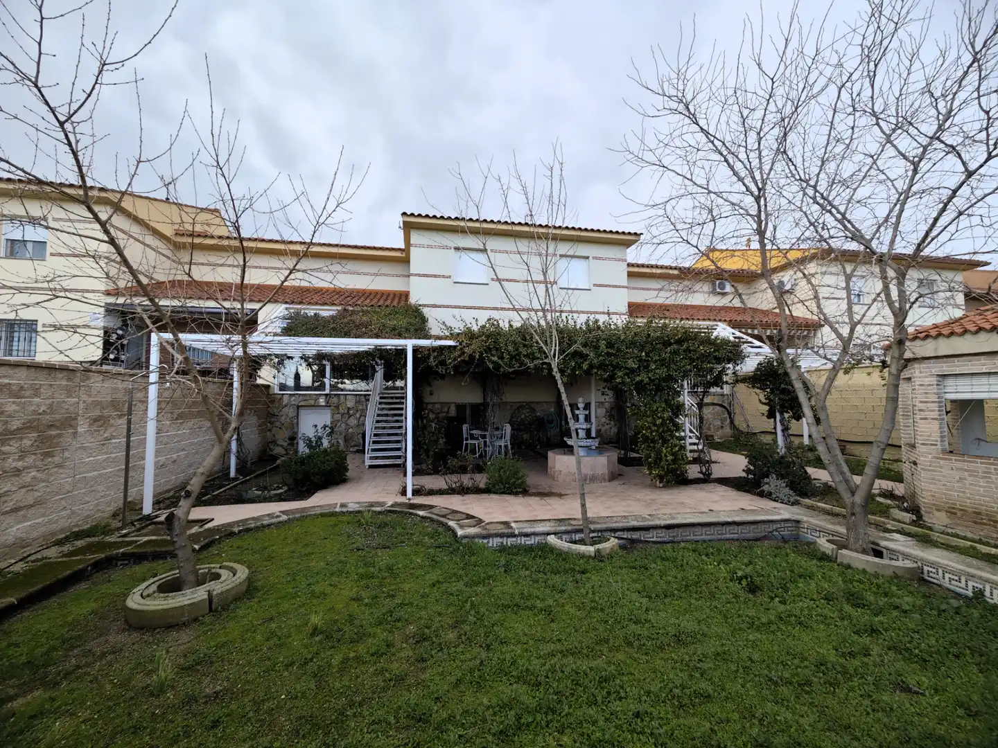 Adossat amb terrassa en venda a Cedillo del Condado, imagen 28