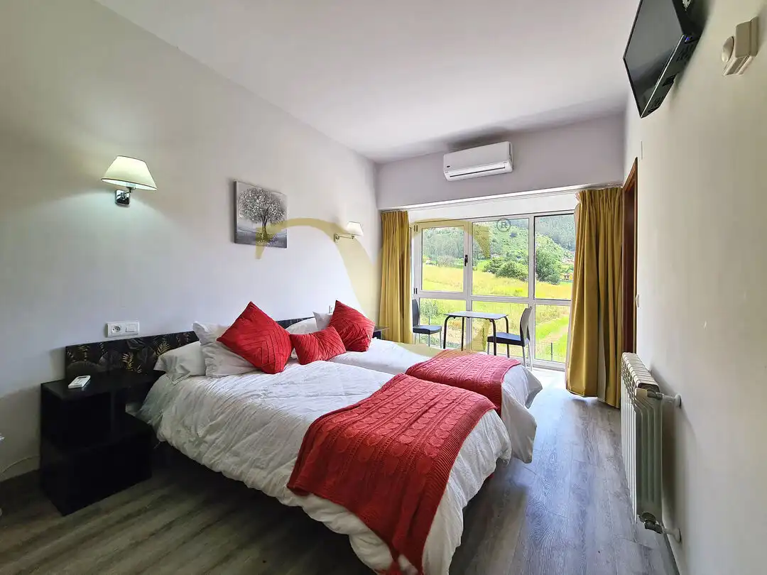 Dormitori de Edifici en venda en Candamo