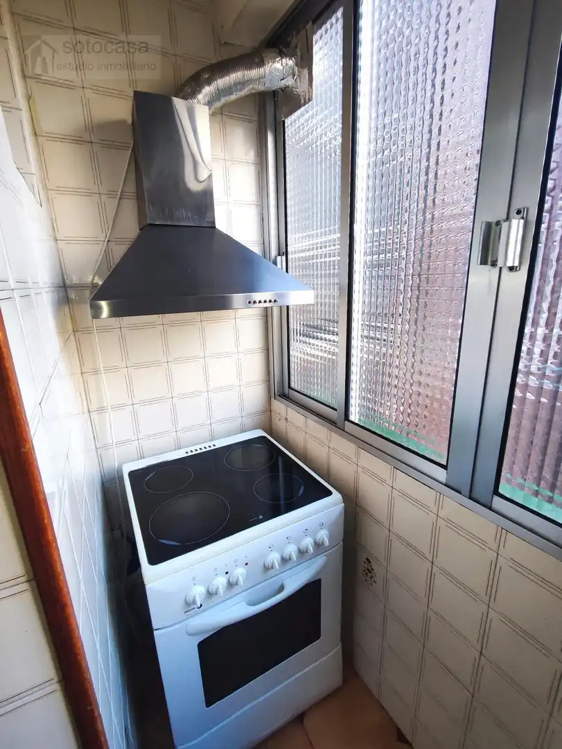 Cuina de Pis en venda en Valladolid amb Calefacció, Terrassa i Moblat