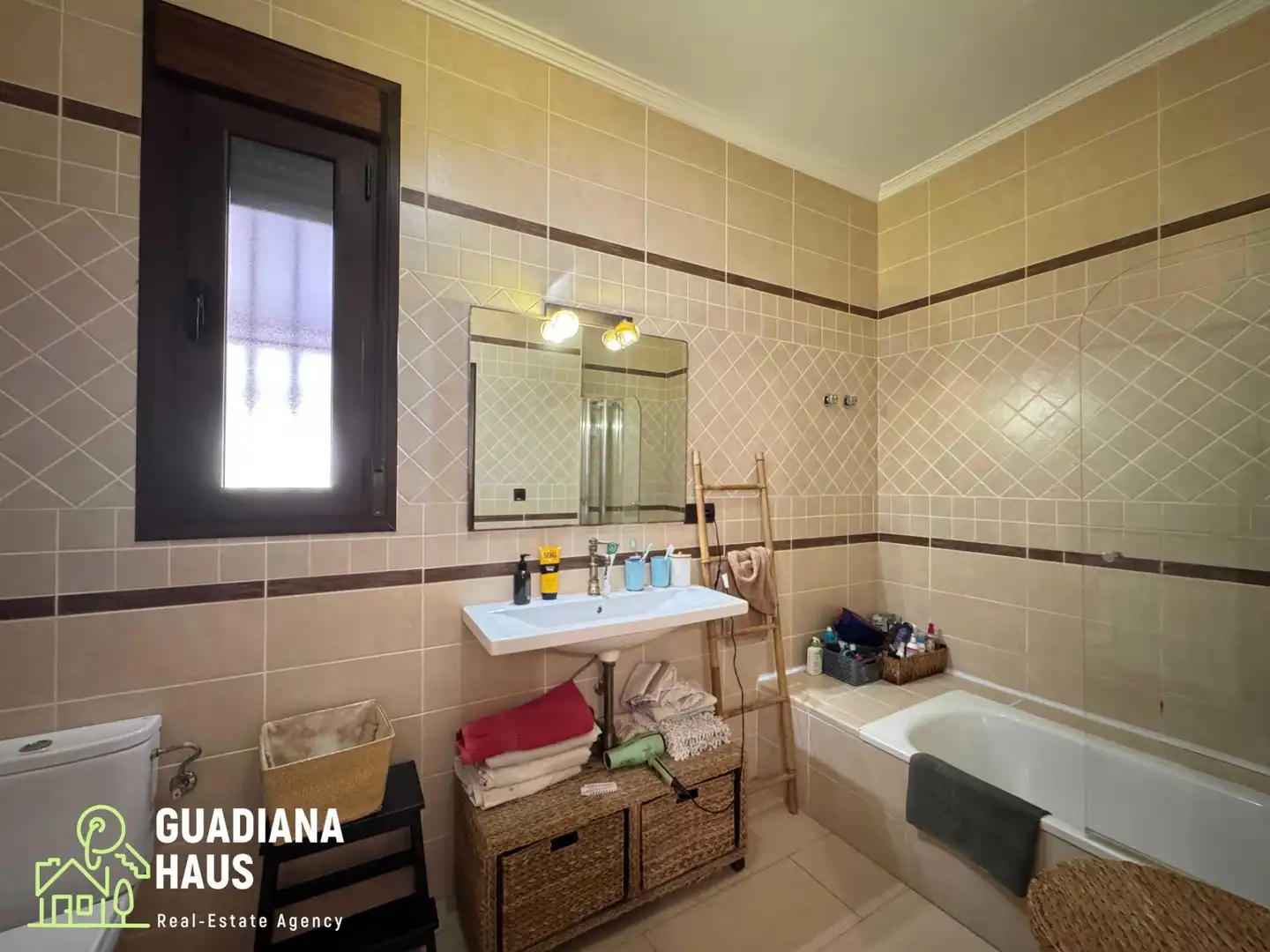 Baño de Finca rústica en venta en Cartaya con Terraza y Piscina