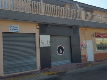 Locale commerciale in vendita a Calle Calle DOCTOR PEDRO NIETO, 16, puerta A