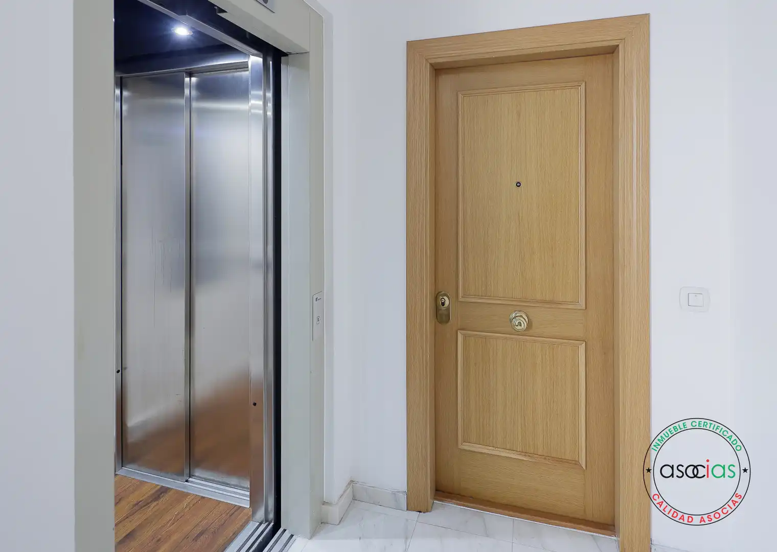 Ático en venta en Gijón  con Calefacción, Terraza y Balcón