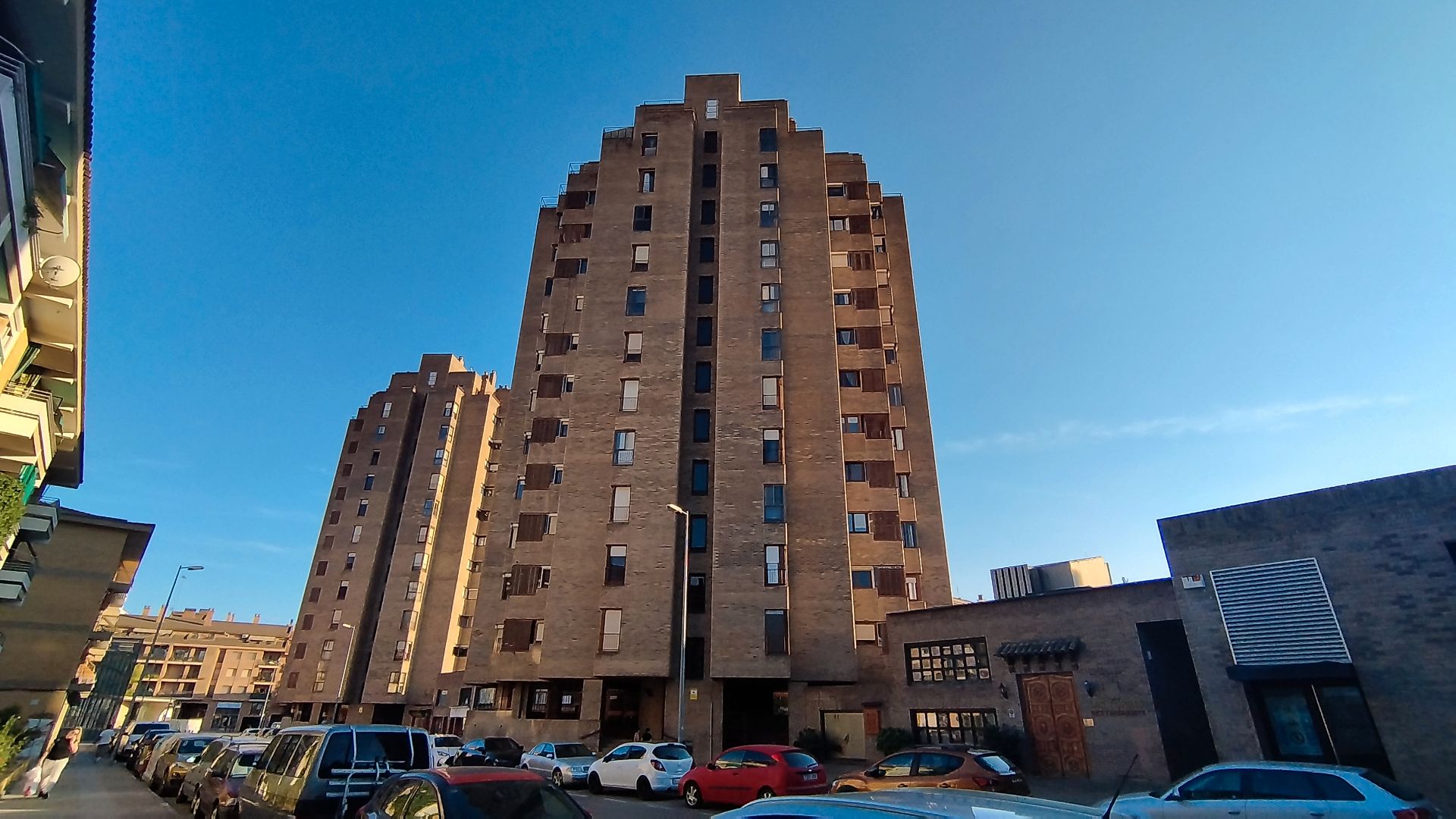 Exterior view of Flat for sale in  Huesca Capital  with Furnished