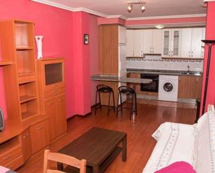 Dormitori de Planta baixa en venda en León Capital  amb Terrassa