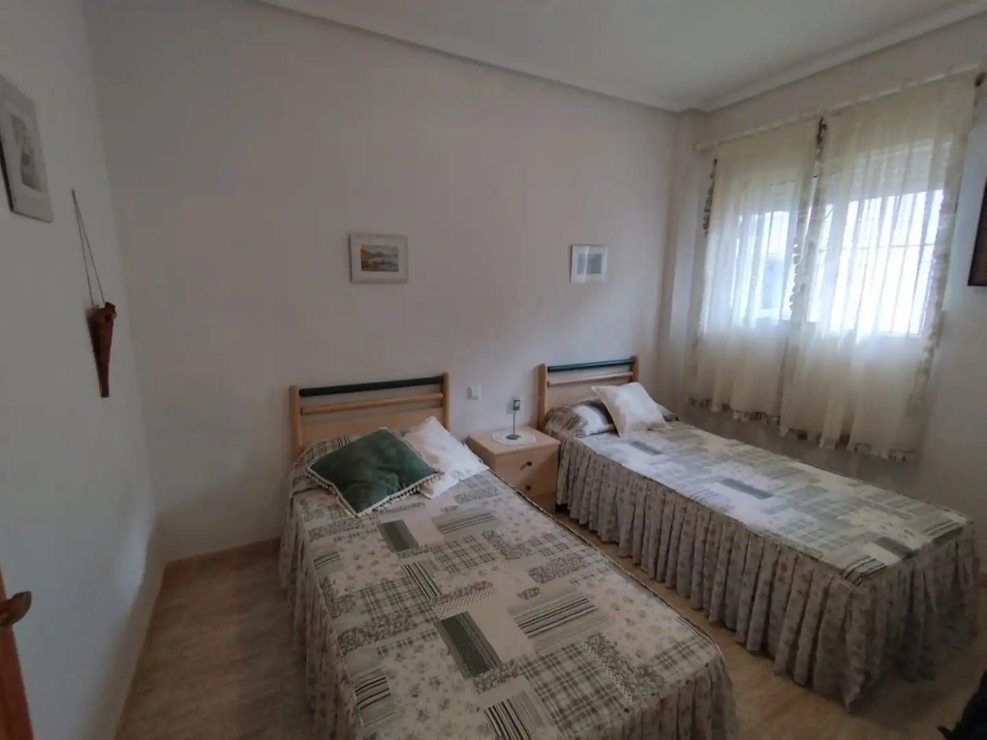 Habitación de Piso de alquiler en Elche / Elx con Terraza, Amueblado y Piscina comunitaria