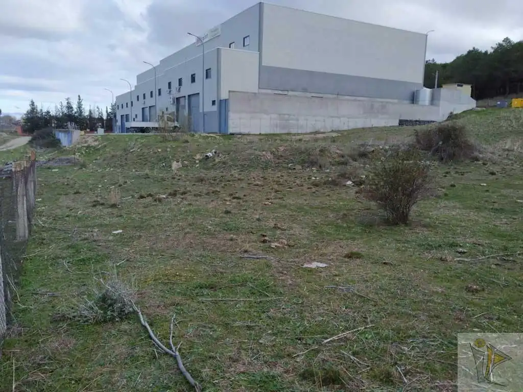 Terreno industrial en venta en CR Fuente del Toro (parcela 10, imagen 5