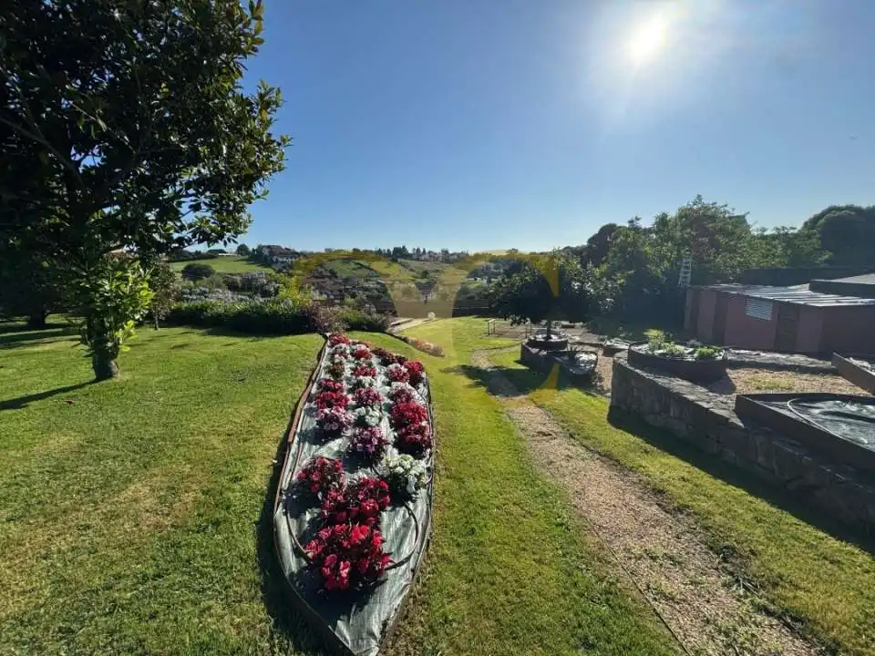 Garden of Houses for rent in Santa Cruz de Bezana  with Air Conditioner, Heating and Private garden