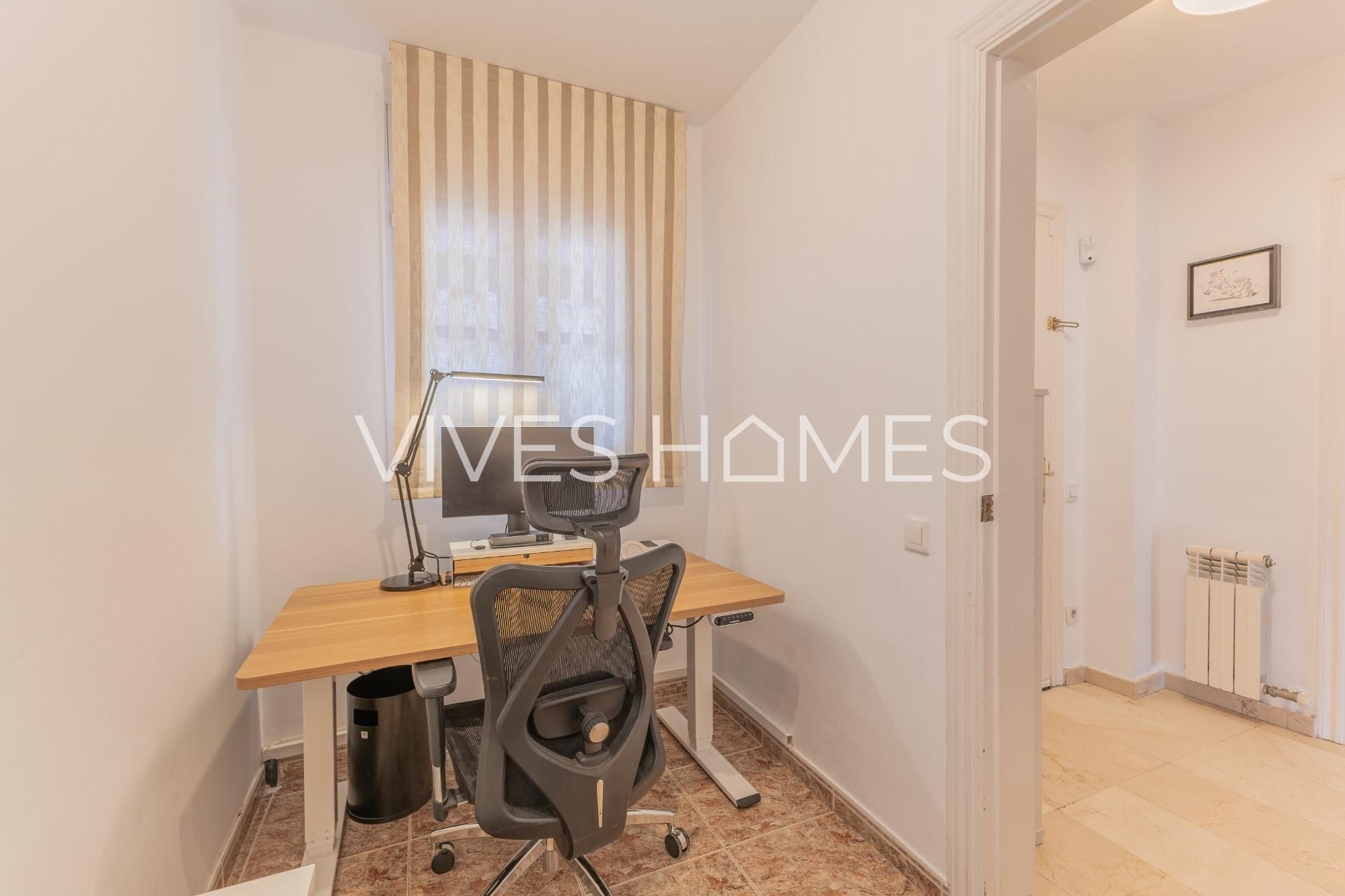 Bedroom of Single-family semi-detached for sale in Sant Vicenç de Montalt  with Air Conditioner, Heating and Private garden