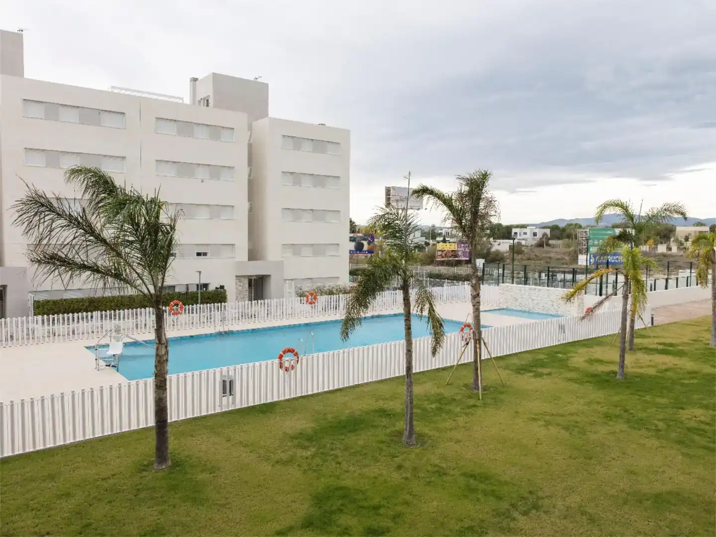 Piscina de Pis de lloguer en Vera amb Aire condicionat, Piscina i Balcó