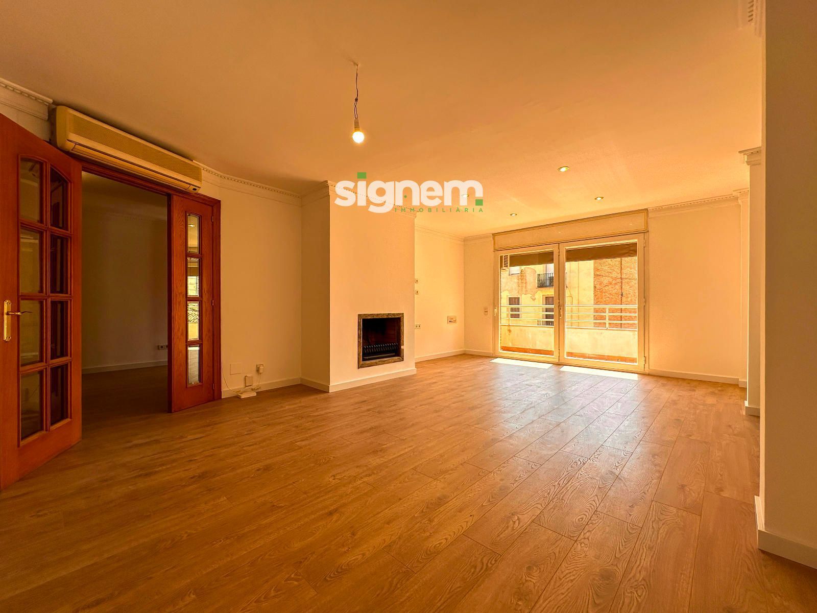 Sala d'estar de Pis en venda en Manresa amb Aire condicionat, Calefacció i Parquet