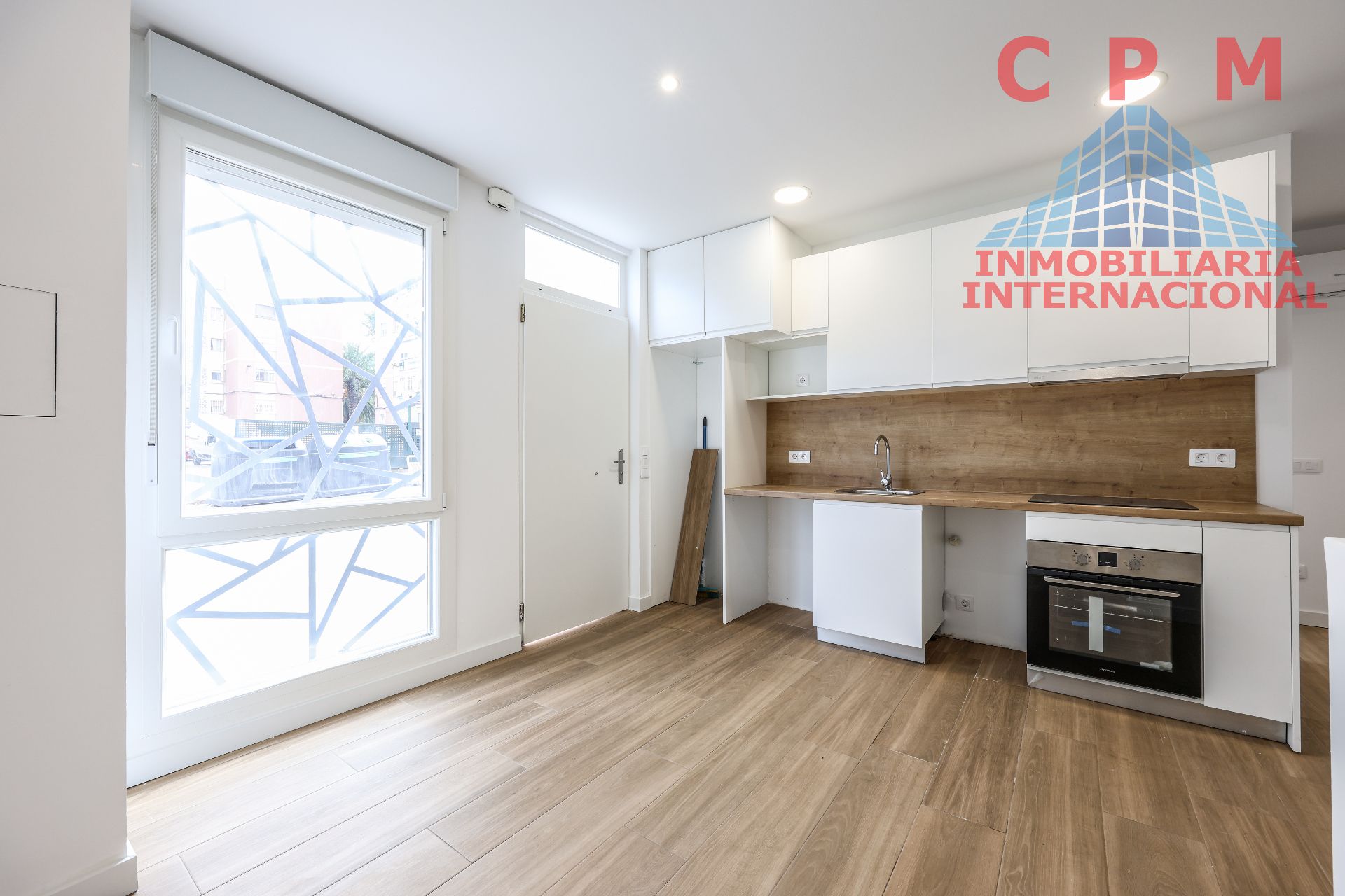 Flat for sale in  Madrid Capital  with Air Conditioner, Heating and Parquet flooring