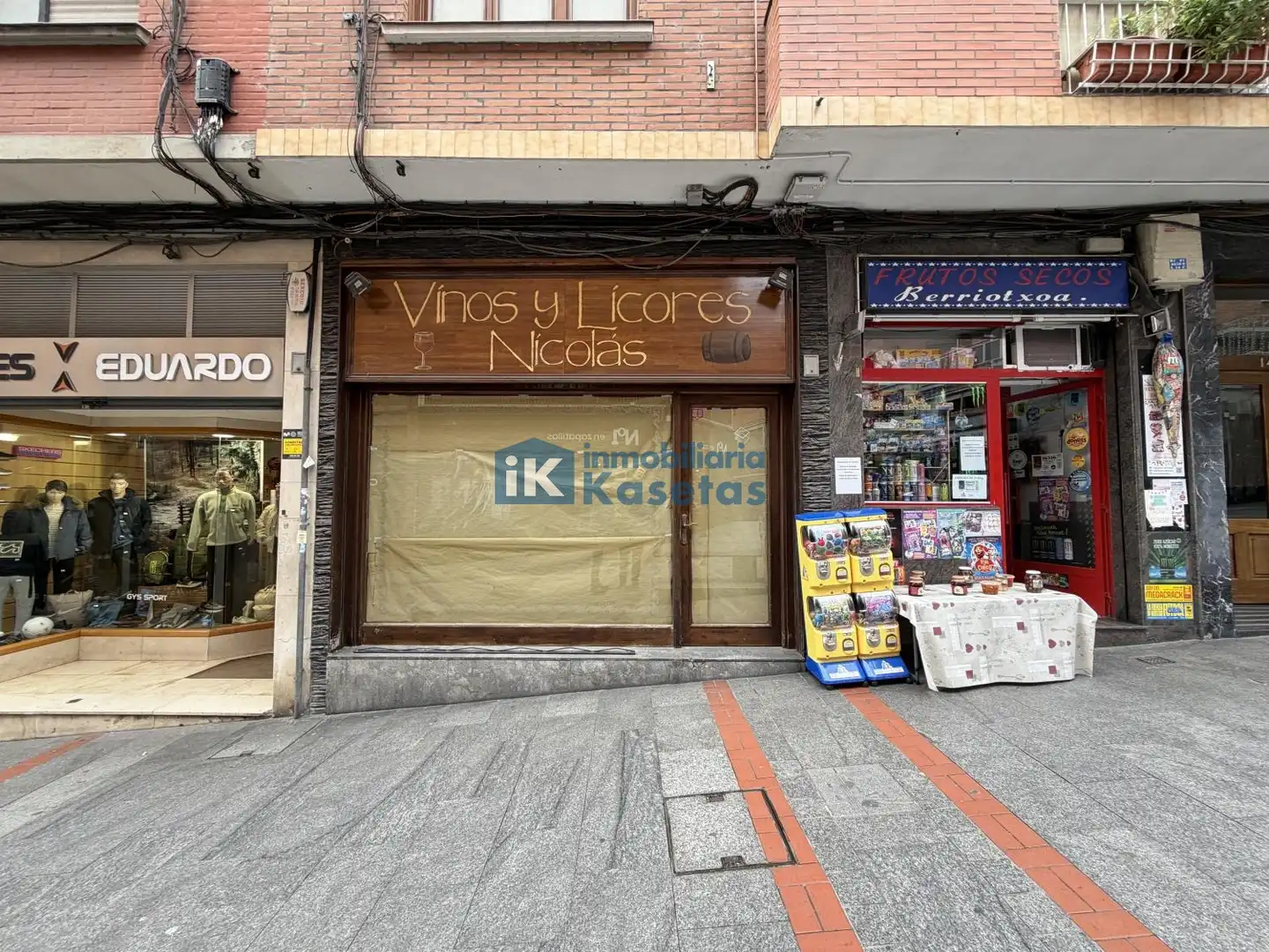 Business premises for sale in Centro - Ariz - Uribarri, imagen 2