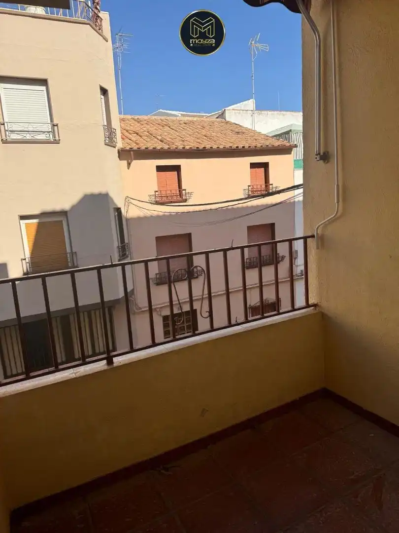 Pis amb terrassa en venda a Torredelcampo